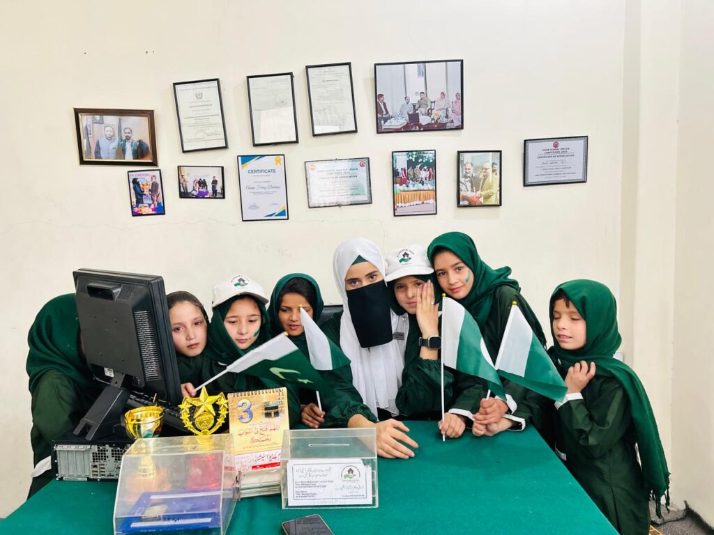 336e1d76-e564-443d-b8f9-c3de3b0deef3